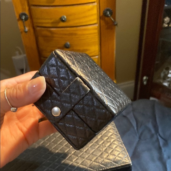Elegant Black Watch Box - Picture 4 of 16
